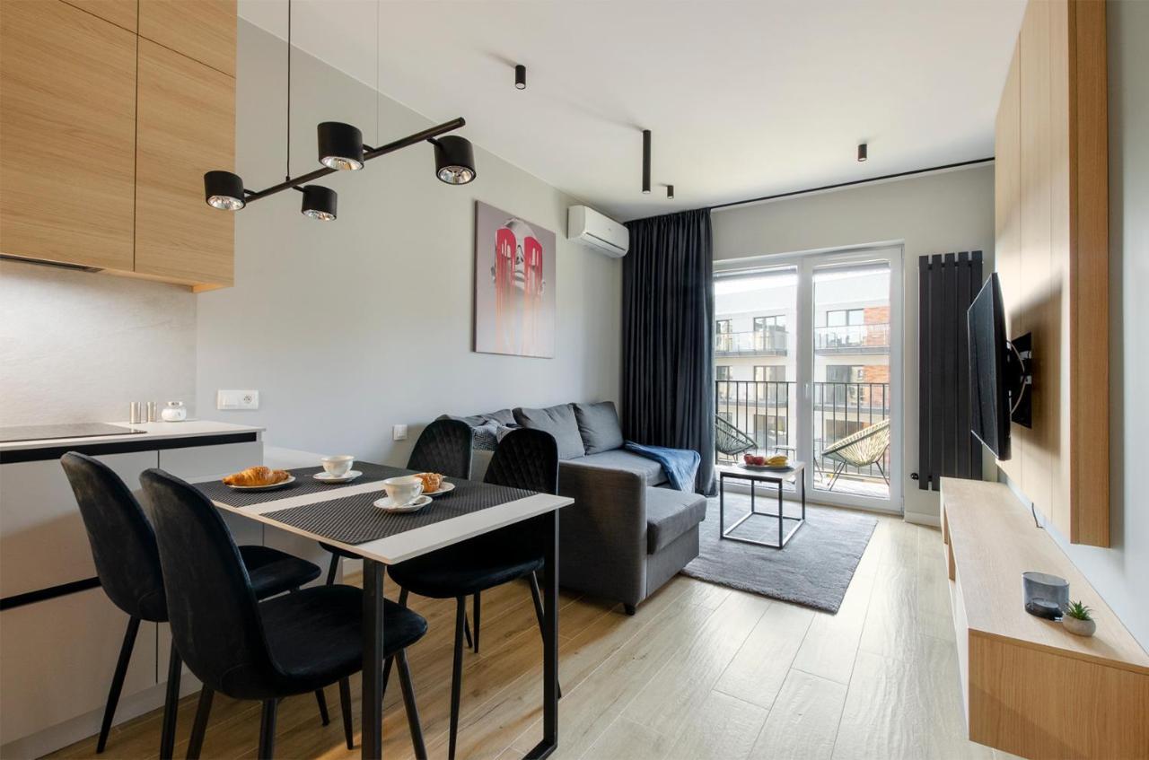 לודז' Apartament Manufaktura Centrum Z Klimatyzacja מראה חיצוני תמונה